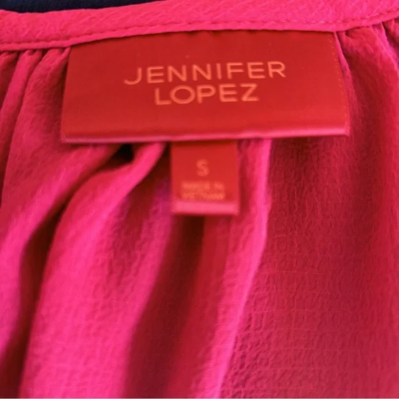 Jennifer Lopez Bright Pink Ladder Sleeve Blouse - Picture 4 of 4